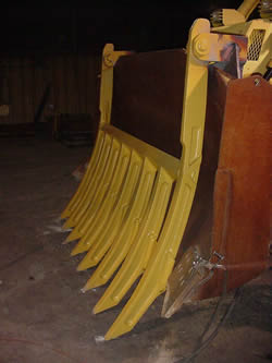 Semi-Low Profile Dozer Rake